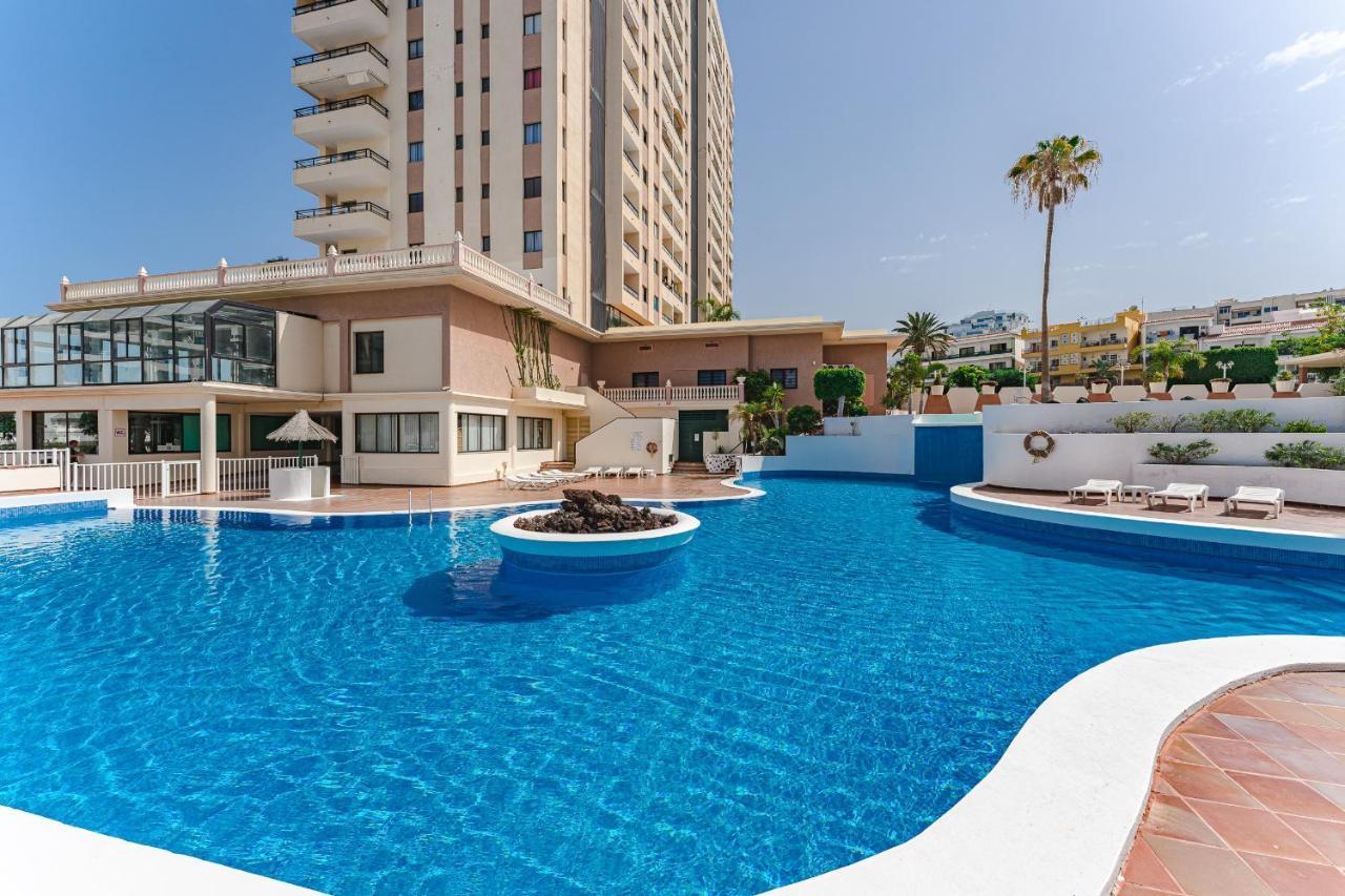 South Paradise 아데제 외부 사진